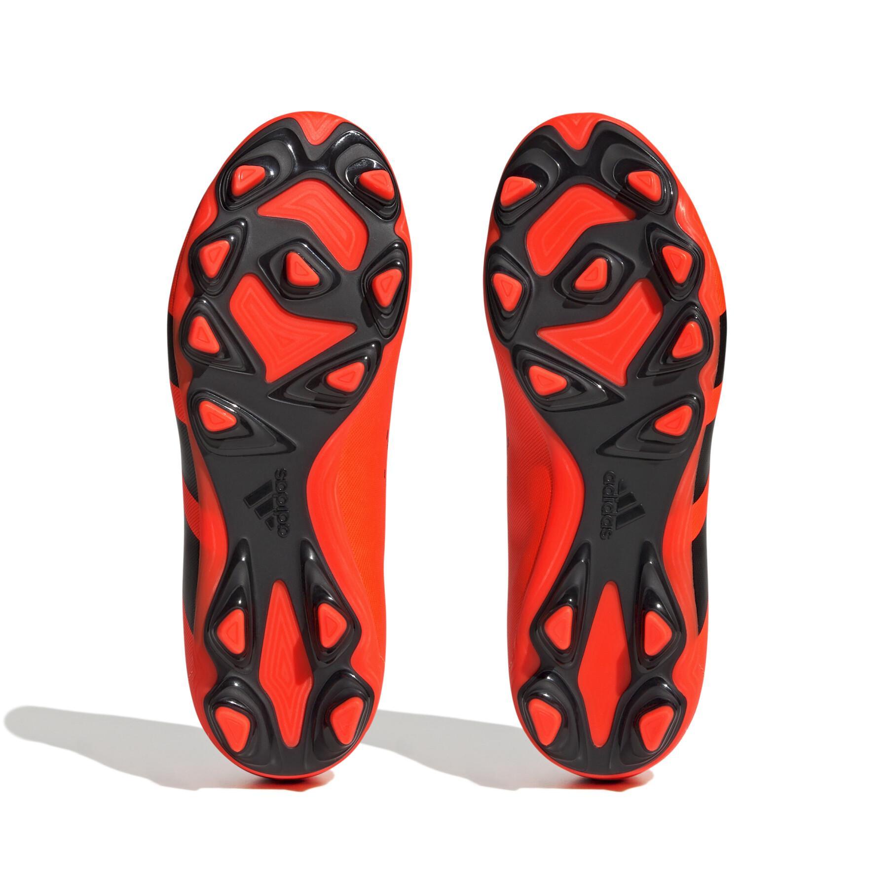 Children's soccer shoes adidas Predator Accuracy.4 Heatspawn Pack