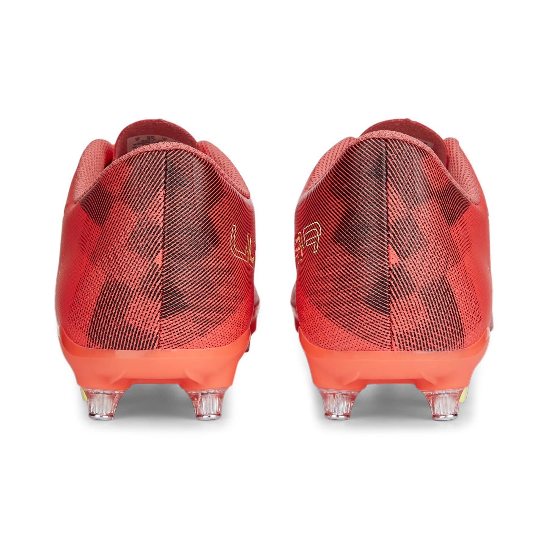 Soccer shoes Puma Ultra Play MxSG - Fearless Pack