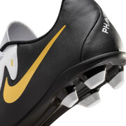 Soccer shoes Nike Phantom GX 2 Club MG